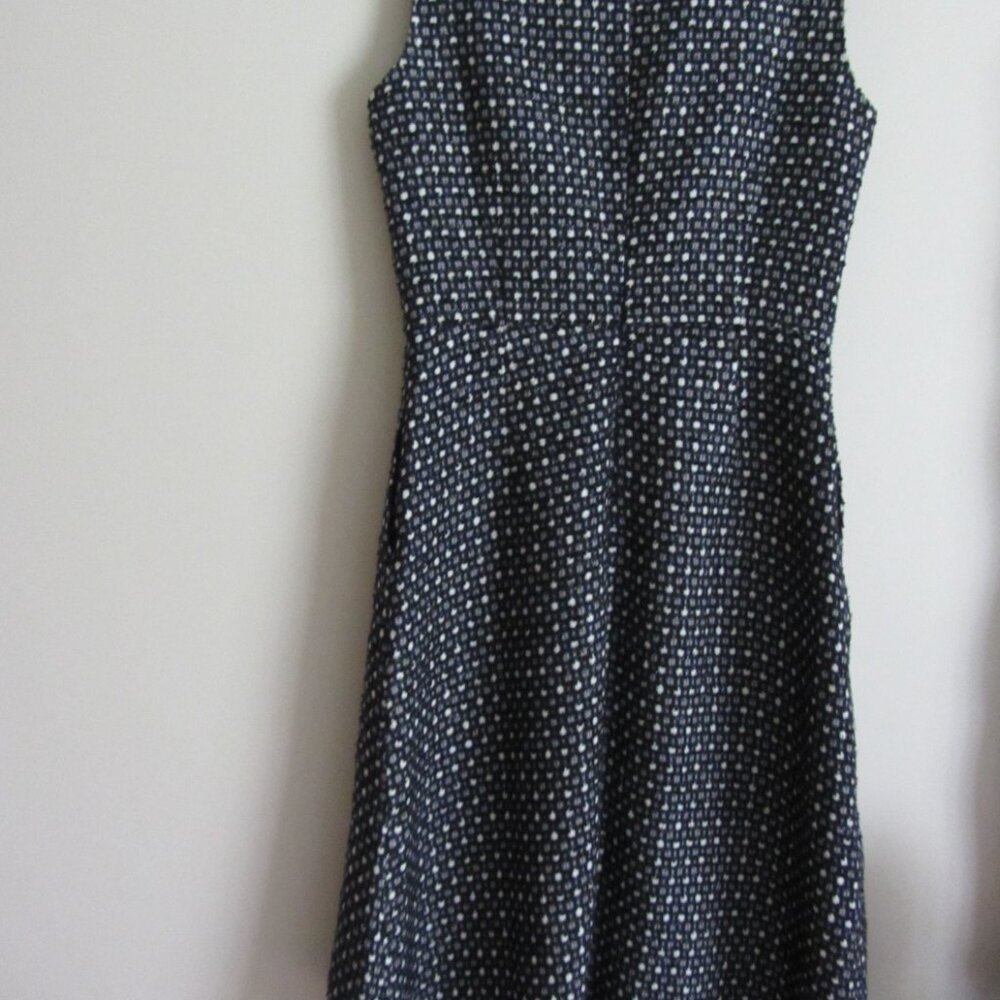 Banana Republic Tweed Dress - Picture 4 of 6